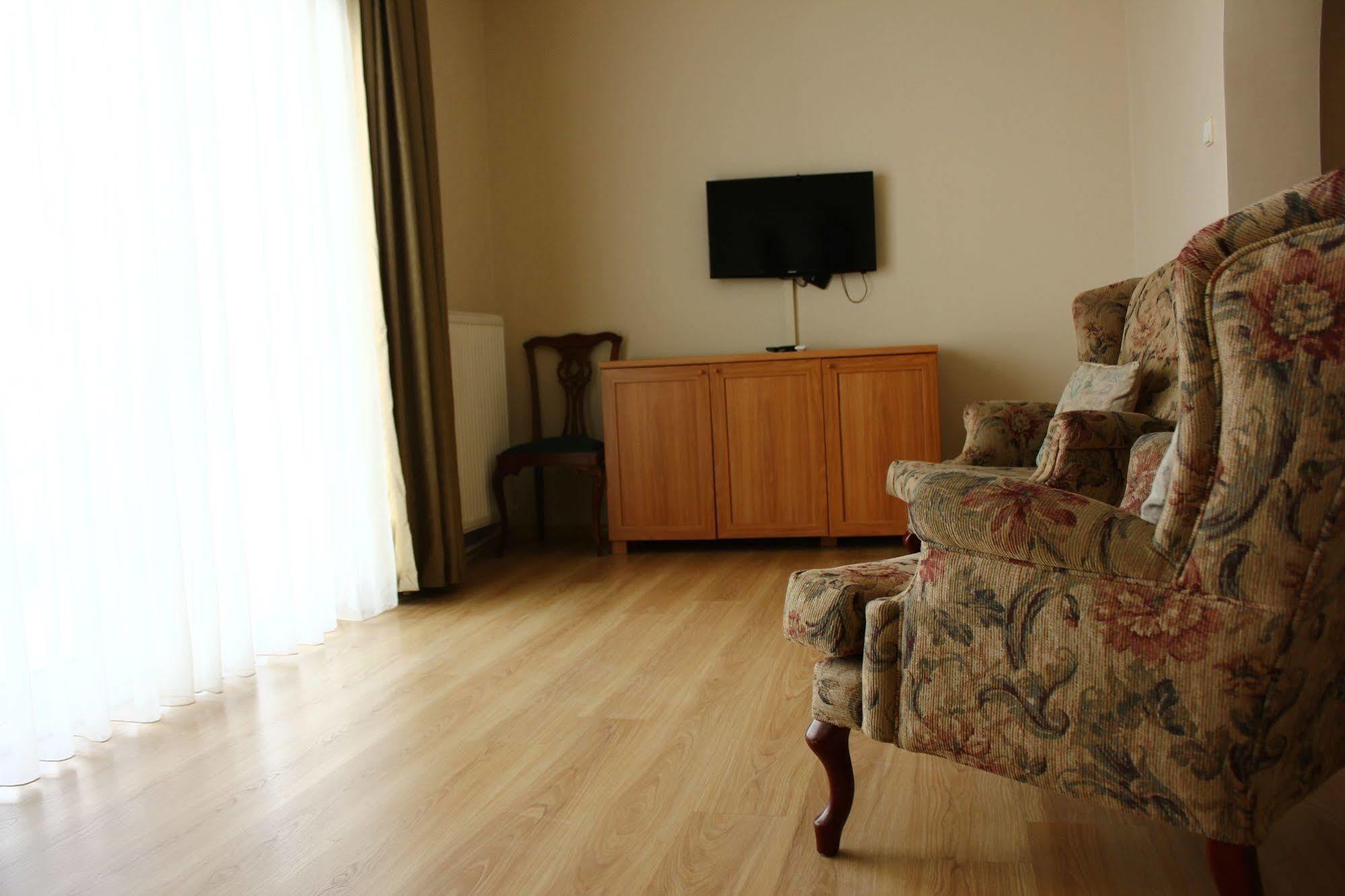 Bueyuekada Apart Hotel - Yeni Apart Prinseøyene Eksteriør bilde